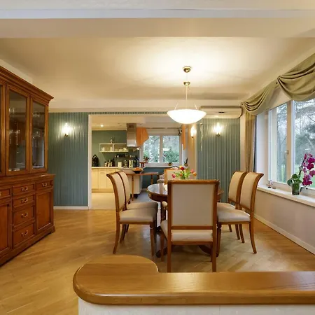 别墅 Private Villa, 100 Meters From Pirita Beach 塔林