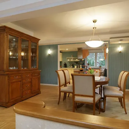 Private Villa, 100 Meters From Pirita Beach 别墅 塔林