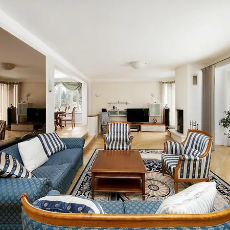 Private Villa, 100 Meters From Pirita Beach 别墅 *